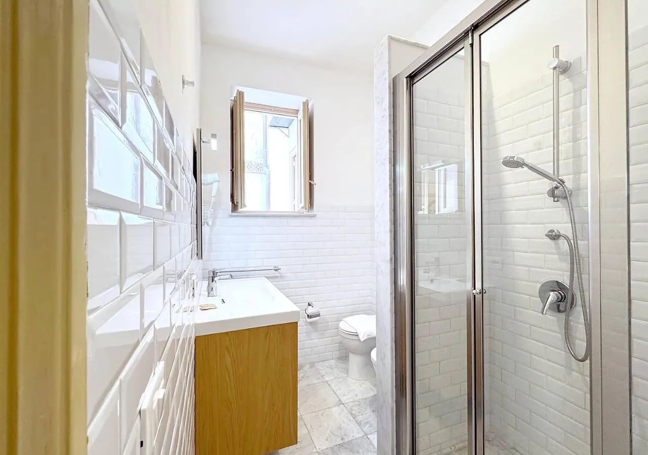 Solemar Sicilia - Monaco Rooms Palermo Bed & Breakfast